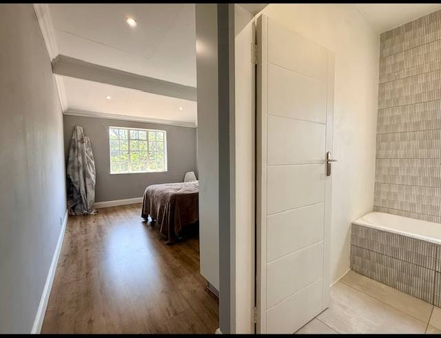 2 BEDROOM APARTMENT FOR SALE IN WOODMEAD